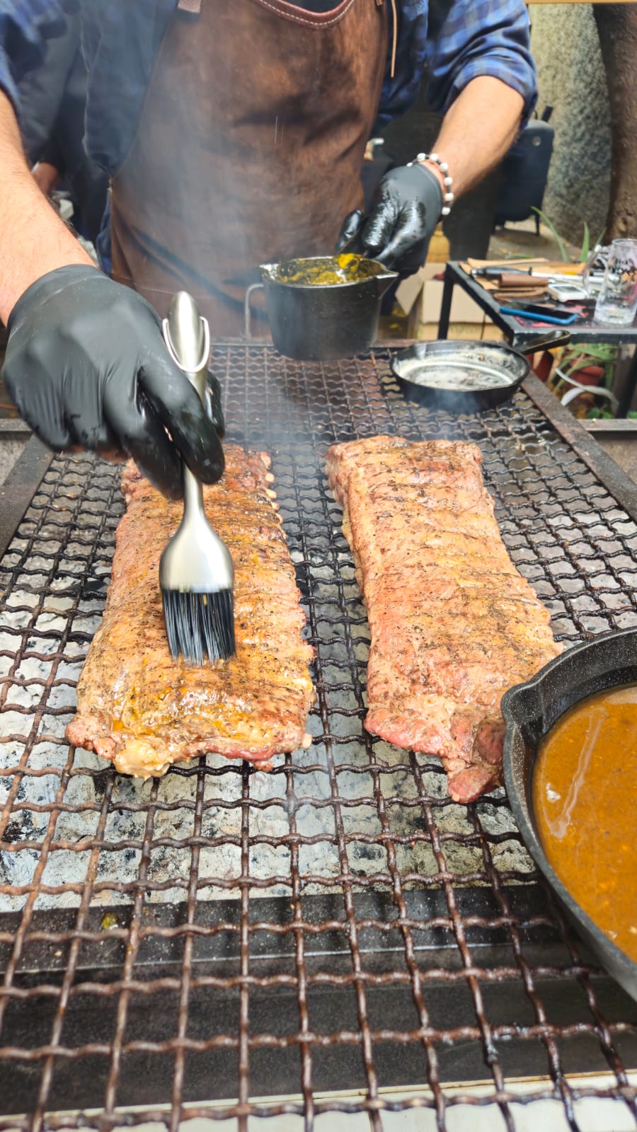 SMOKE & GRILL